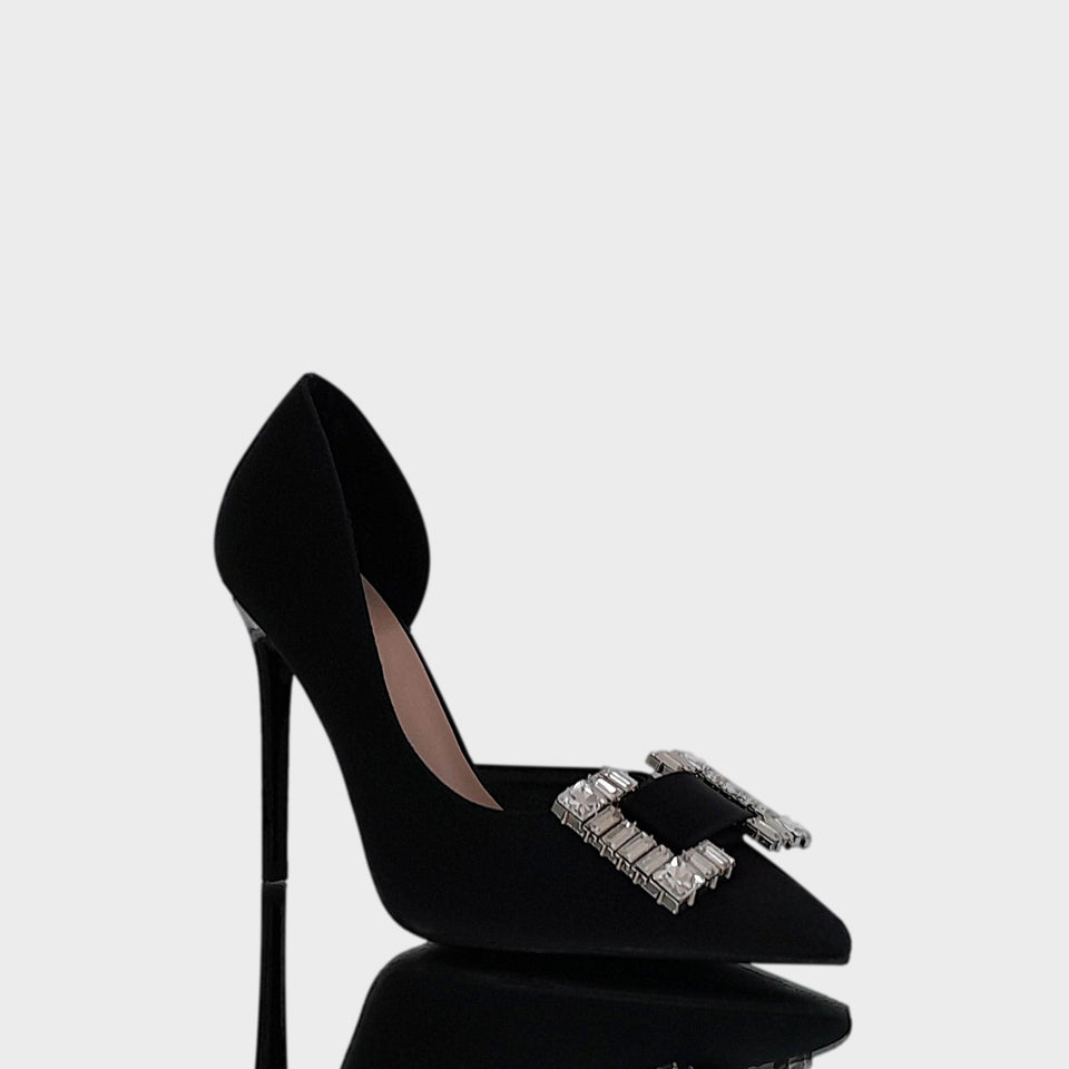 La chica de los stilettos Vista Lateral de Stilettos Nova Black en Material Sintético Negro con Aplique de Cristales en la Capellada y Taco Acrílico al tono de 10.5 cm 