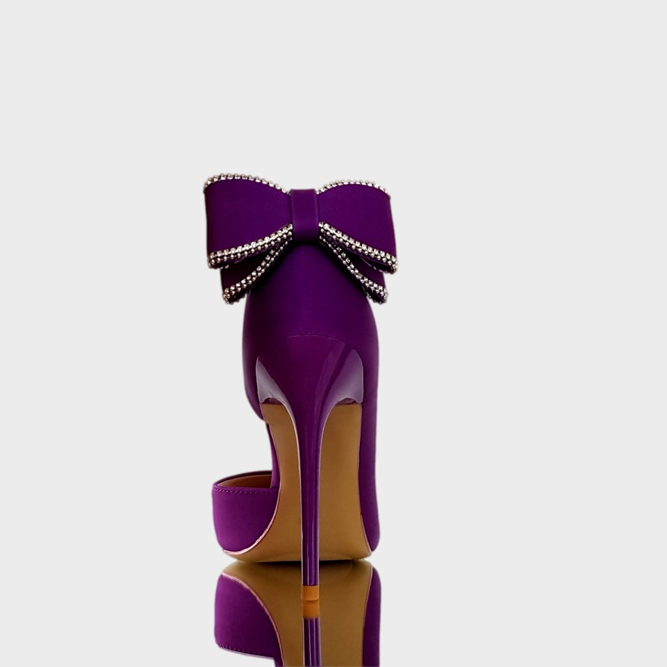 La chica de los stilettos Stilettos Vivien Violet en Material Sintético Violeta con Moño con Strass en el Talón y Taco Acrílico Violeta de 10.5 cm Vista de Talón y Taco
