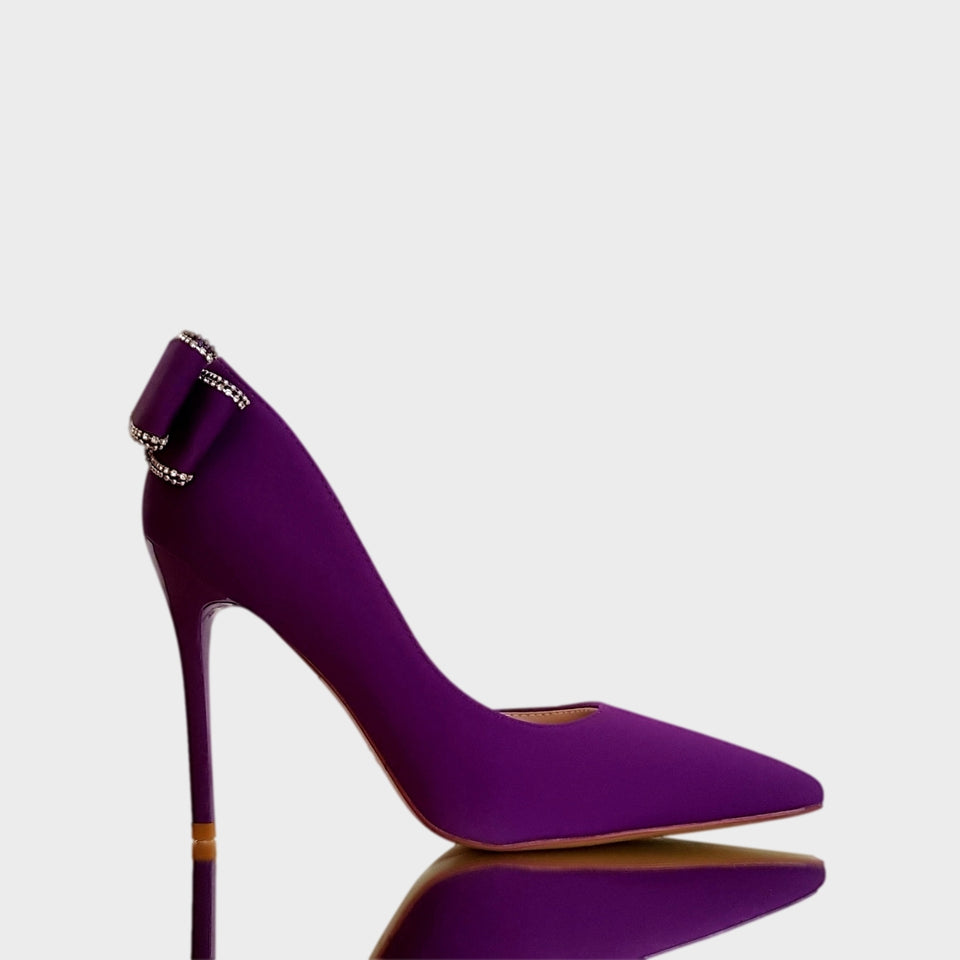 La chica de los stilettos Stilettos Vivien Violet en Material Sintético Violeta con Moño con Strass en el Talón y Taco Acrílico Violeta de 10.5 cm