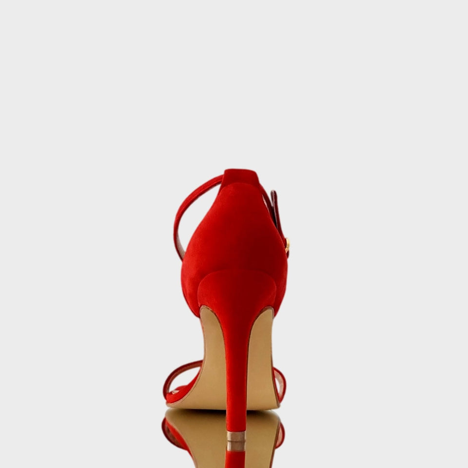La chica de los stilettos Sandalias Lea Red en Gamuza de Color Rojo con Talón Cubierto Correa en el Tobillo y Taco de 10 cm Vista de Talón y Taco