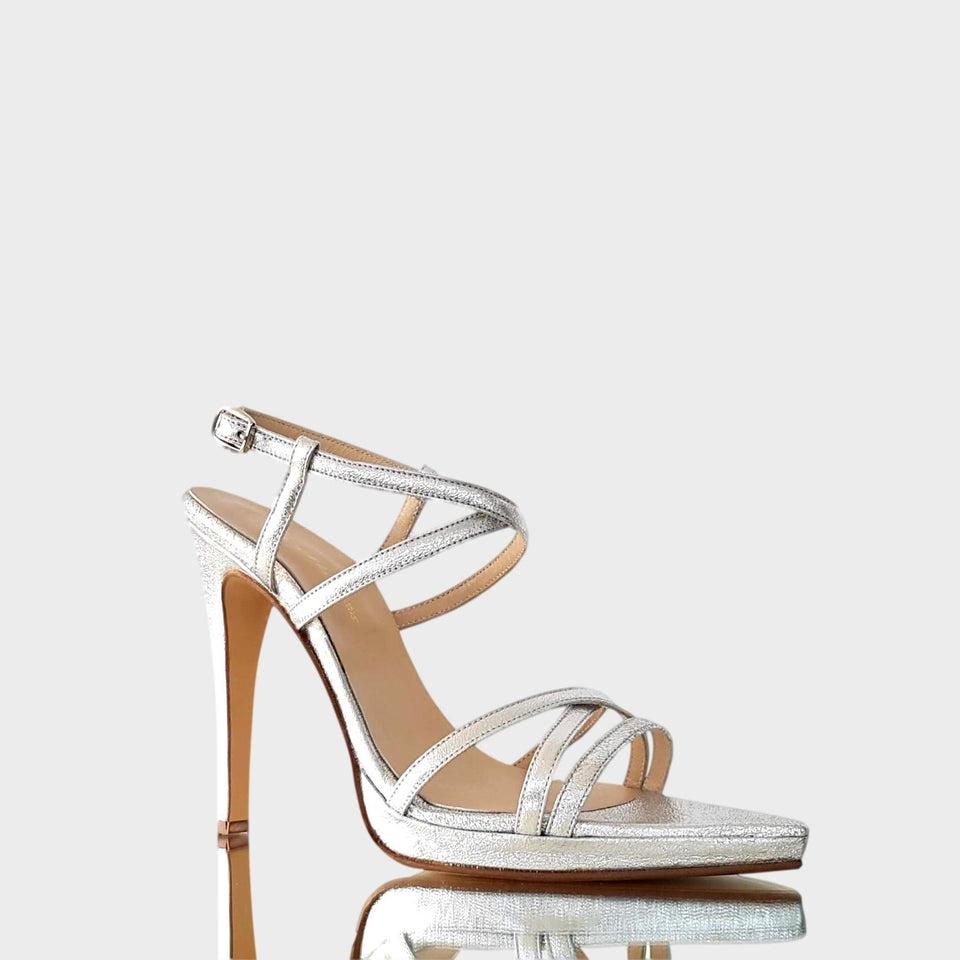 La chica de los stilettos Sandalias Laminadas Plata Vivian Silver con Taco 11 cm Lateral