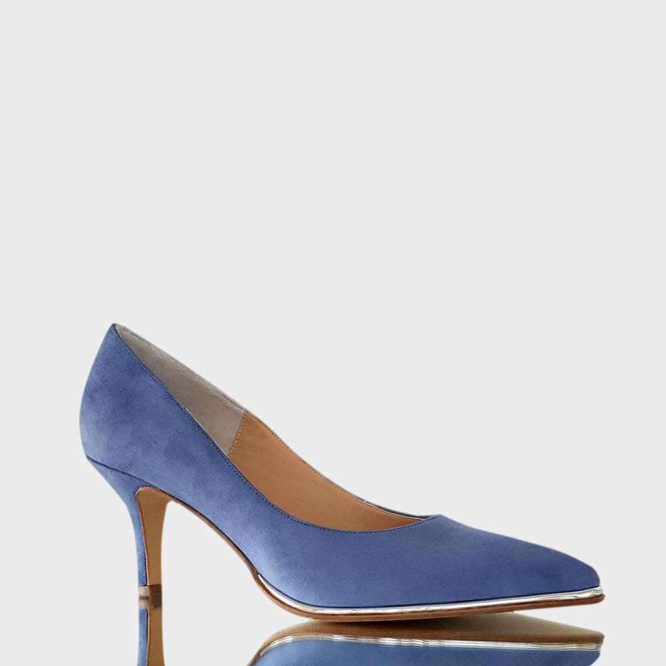 La chica de los stilettos Stilettos Issa Ocean en Gamuza Natural Azul Celeste con Taco de 7 cm Vista Lateral