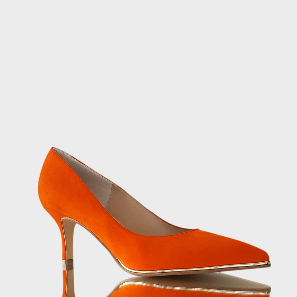 La chica de los stilettos Stilettos Issa Orange en Gamuza Natural Naranja con Taco de 7 cm Vista Lateral