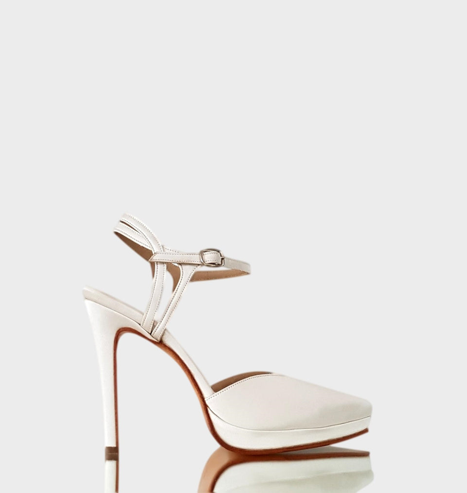 La chica de los stilettos Stilettos Mindy White de Raso Blanco con Taco de 11 cm y Plataforma de 1 cm