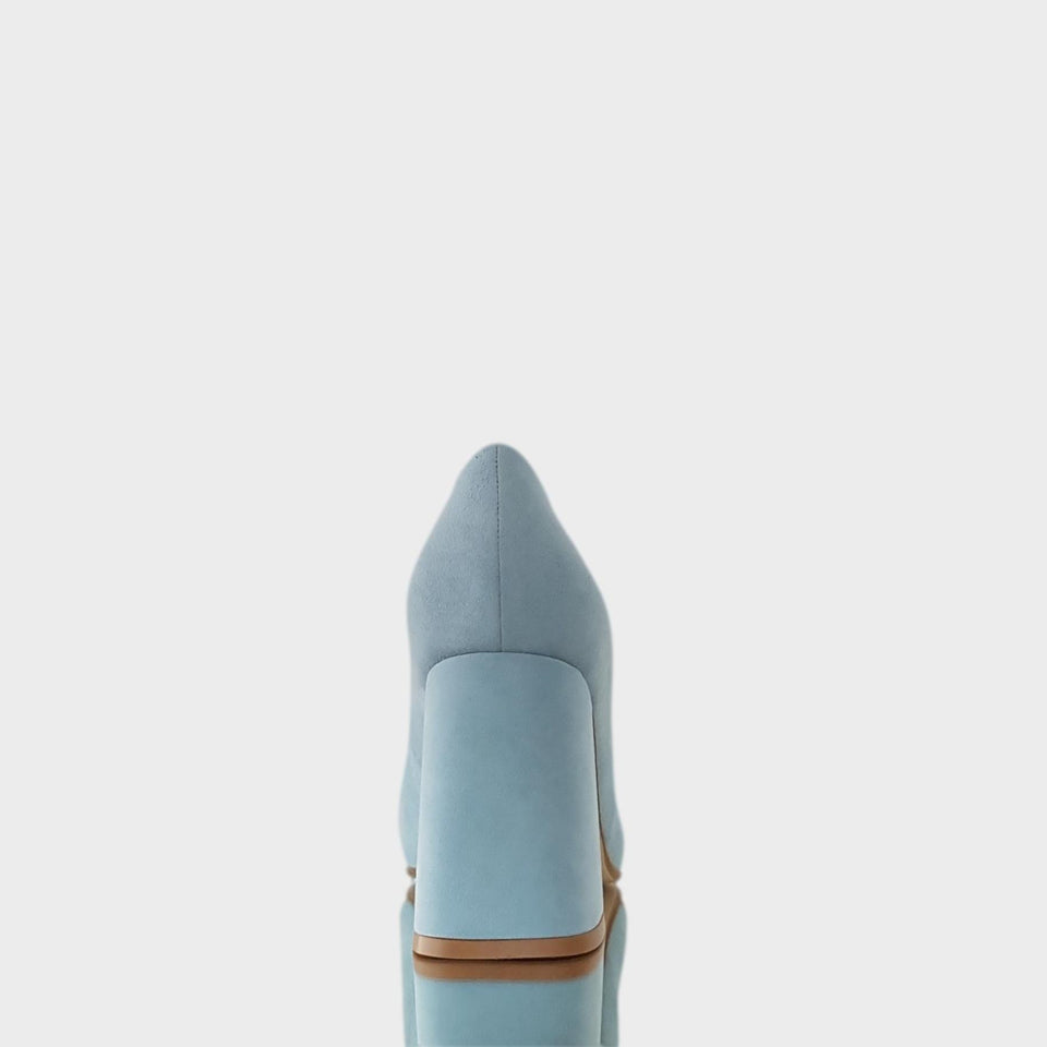 La chica de los stilettos Zapatos Emmy Light Blue en Gamuza Natural con Taco Bloque de 8 cm Talón y Taco